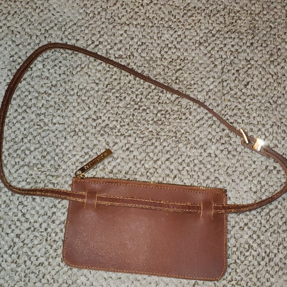 MICHAEL KORS REAL GENUINE LEATHER BELT BAG EUC - Picture 4 of 11